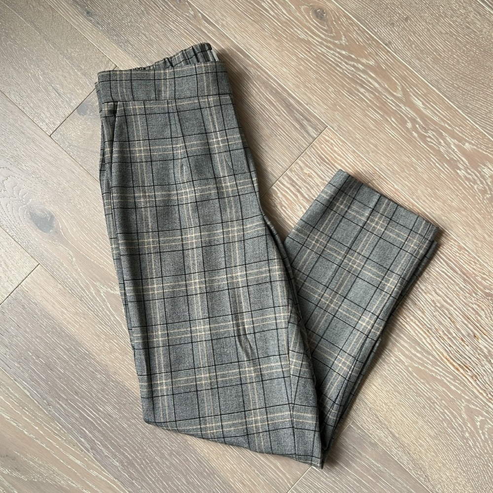 Aritzia Babaton Cropped Pants Gray Checkered - Picture 2 of 8
